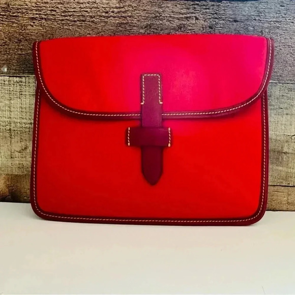 NWOT Vintage Dooney & Bourke IPad/Tablet Padded Case Holder/Clutch - Picture 1 of 9
